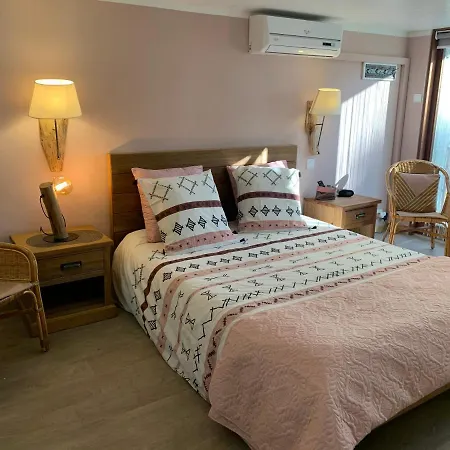 Escandia Panzió Valence