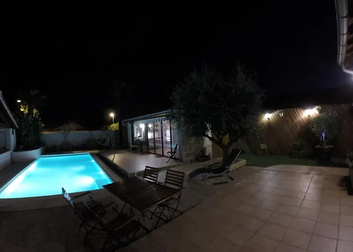 Escandia Bed and Breakfast 4*