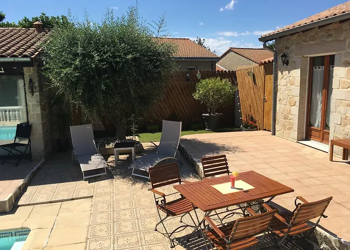 Escandia Bed and Breakfast 4*