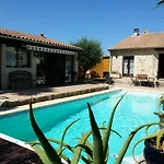 Escandia Bed & Breakfast 3*