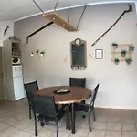 Escandia Bed & Breakfast 3*